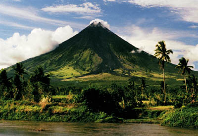 Philippinen, Südostasien: Vielseitiges Inselreich im Pazifik - Mount Mayon